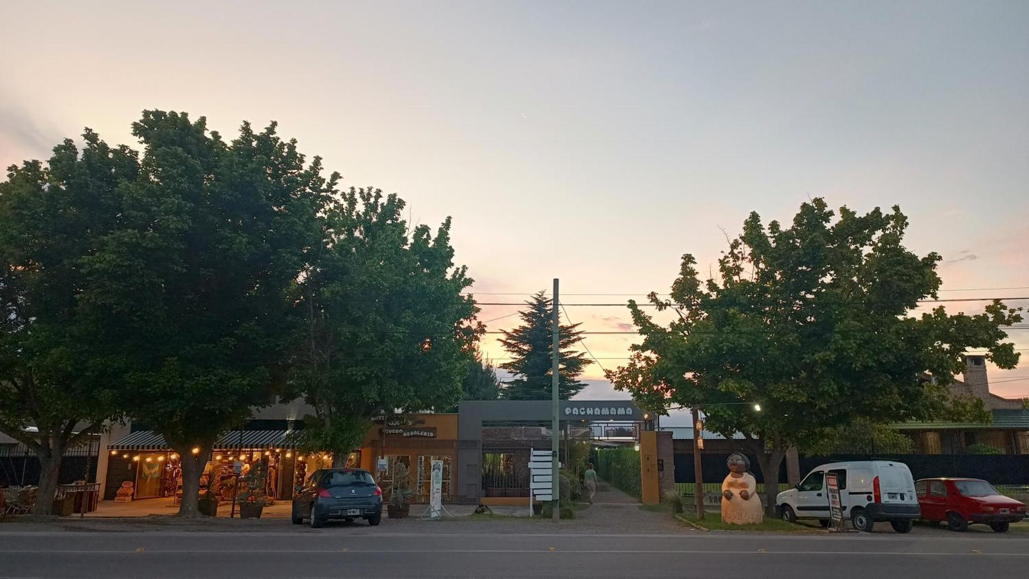 Апартаменты Departamentos Pachamama Тунуян Экстерьер фото